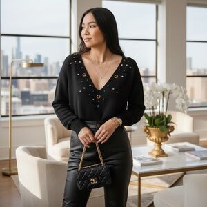 Sz XS WILDFOX  Cline Embellished Grommet Black Pullover Sweater